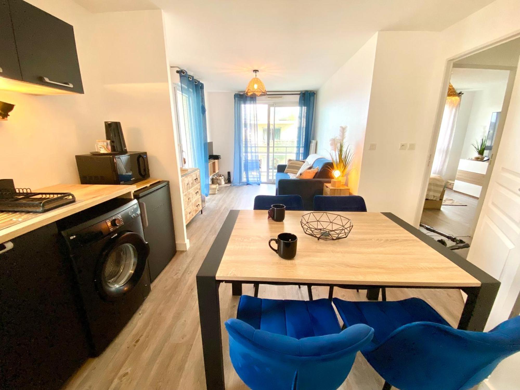 Appartement, Confort, Parking, Terrasse 迪南 外观 照片