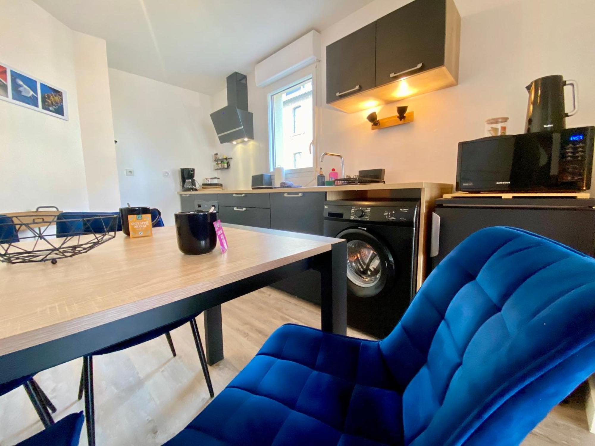 Appartement, Confort, Parking, Terrasse 迪南 外观 照片